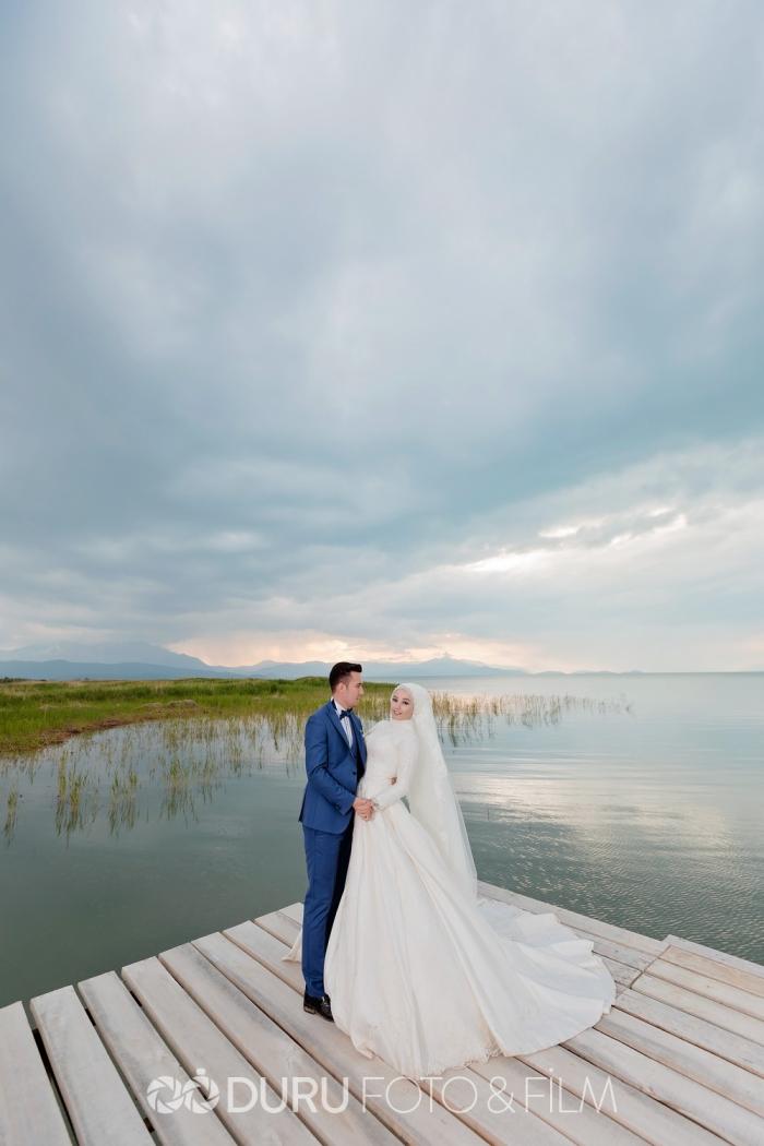 gulsum mehmet beysehir golu dugun fotograflari tesettur dugun pozlari 15
