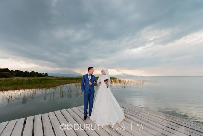 gulsum mehmet beysehir golu dugun fotograflari tesettur dugun pozlari 17