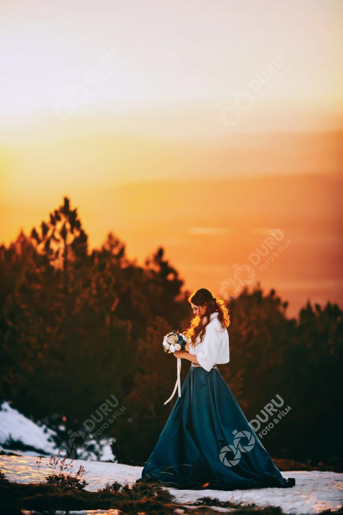 lknur alparslan kis mevsimi karda nisan fotograflari 02