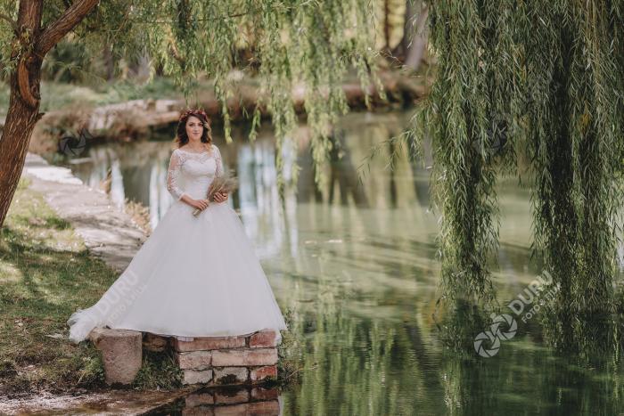 munevver ismail beysehir golu dis cekim dugun fotograflari ve pozlari 15